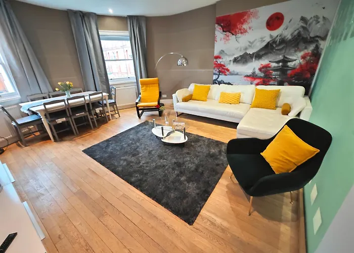 Luxury 3-Bed Flat - 1 Min From Baker Street Station