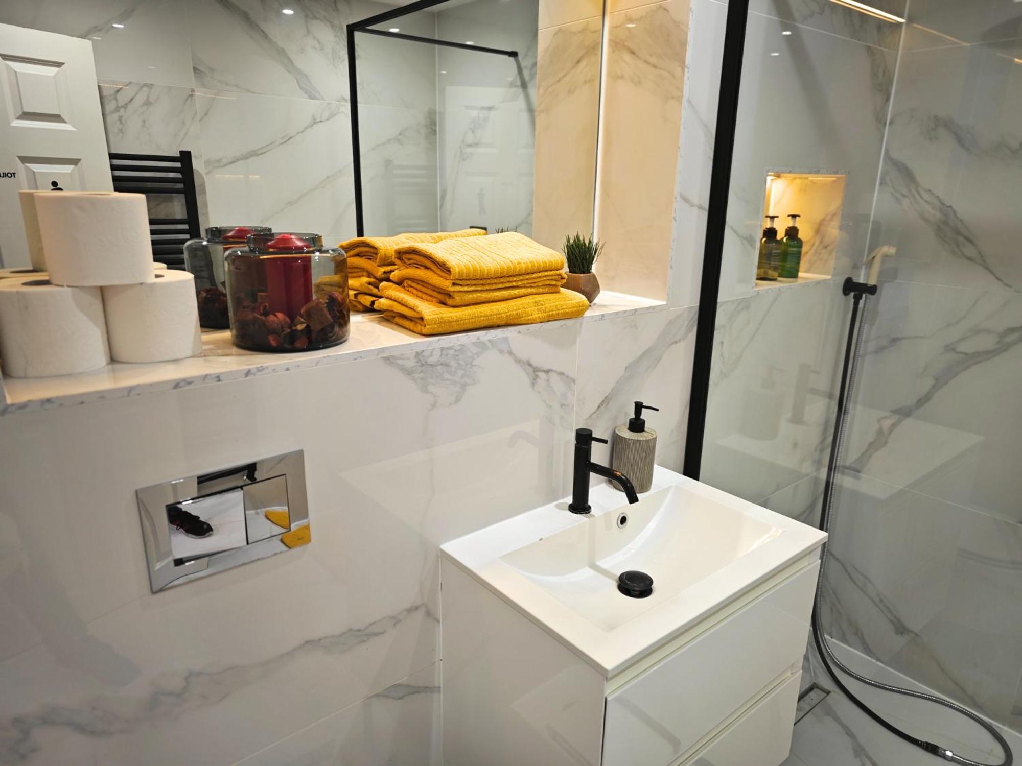 Appartamento Luxury 3-bed Flat - 1 Min From Baker Street Station Londra