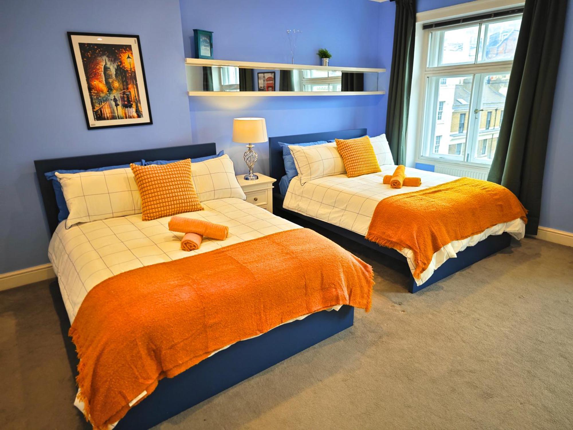 Luxury 3-bed Flat - 1 Min From Baker Street Station Appartamento Londra
