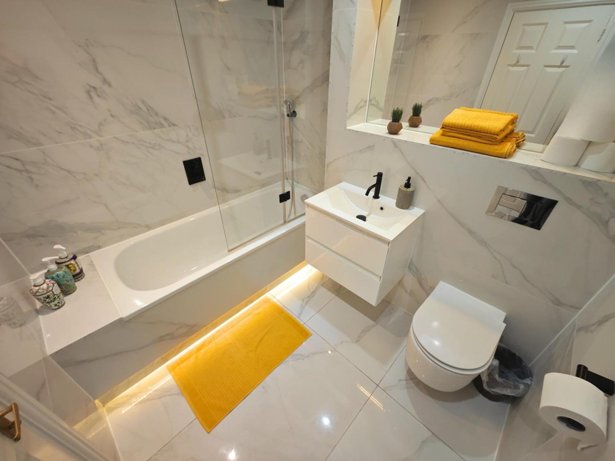 Luxury 3-bed Flat - 1 Min From Baker Street Station Londra
